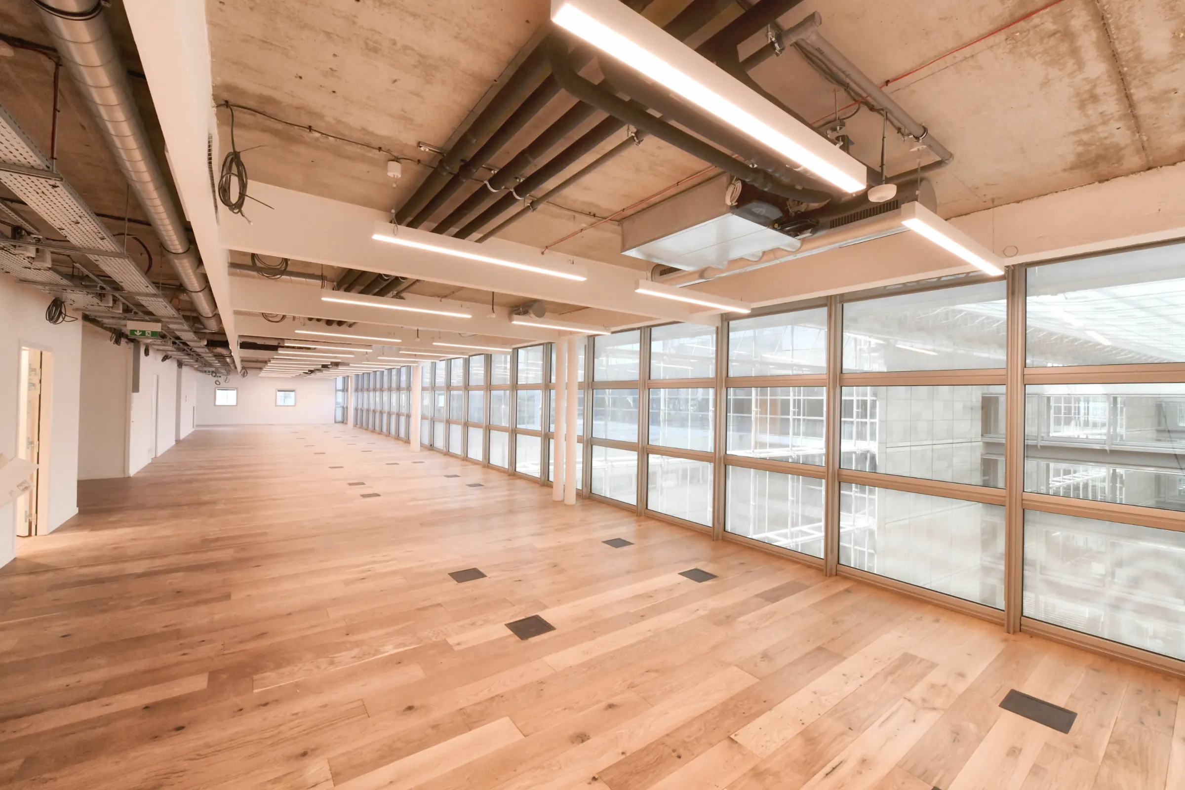 WeWork Les Collines de l’Arche — 76, rue de la Demi-Lune, 92800 Puteaux